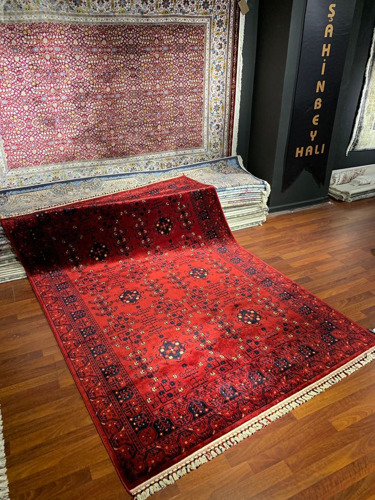 Turkish Rug 5x8, Red Rug 5x8, Turkish Area Rug, Red Oriental Rug, Heriz Rug 5x8,Bamboo Rug 5x8,Antique Turkish Rug 5x8,Red Blue,Handloom Rug Afghan Patterned Bamboo UshakCarpet Produced by Hand Work on Special Benches Handloom Rug Material: %65 Bamboo, %35 Wool Size: 160 x 230 meters - Feet: 5.2 x 7.5 Ft Vintage Rugs / Oushak Rugs / Turkish Rugs / Kilim Rug / Area Rug / Bohemian Rug / Runner Rug / Anatolian Rug / Antique Rug / Blue rug / Neutral rug / Pastel color rug / Persian Rug We ship all o Bamboo Rug, Antique Persian Carpet, Heriz Rug, Heriz Rugs, Bohemian Area Rugs, Neutral Rugs, Red Rug, Persian Carpet, Rug Material