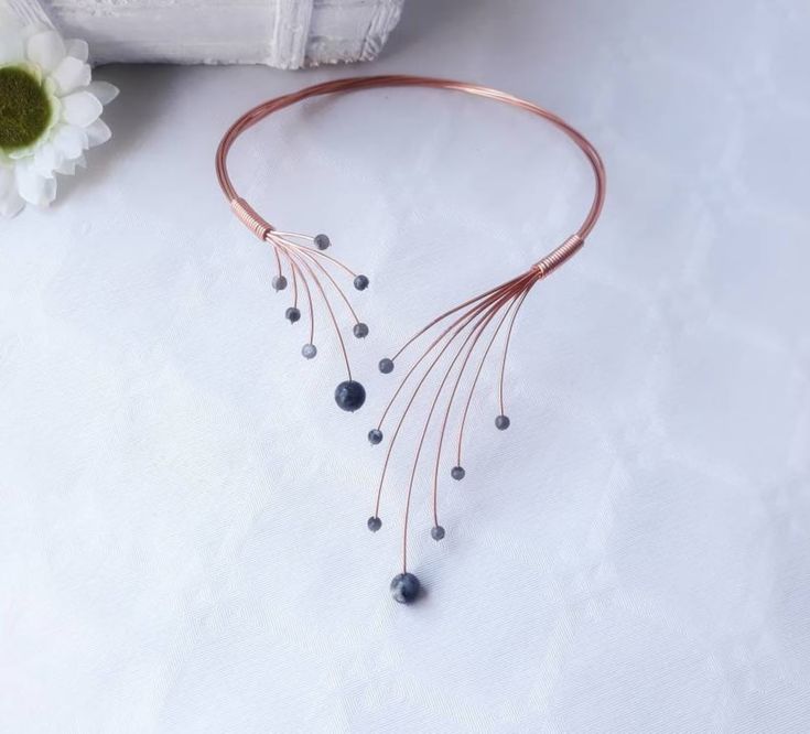 Copper Wire Art Deco Choker Necklace With Grey Gemstones - Etsy Grey Gemstones, Wire Choker Necklace, Wire Choker, Bijoux Art Deco, Copper Wire Art, Asymmetrical Necklace, Wire Jewelry Patterns, Gray Gemstones, Wire Wrap Jewelry Designs