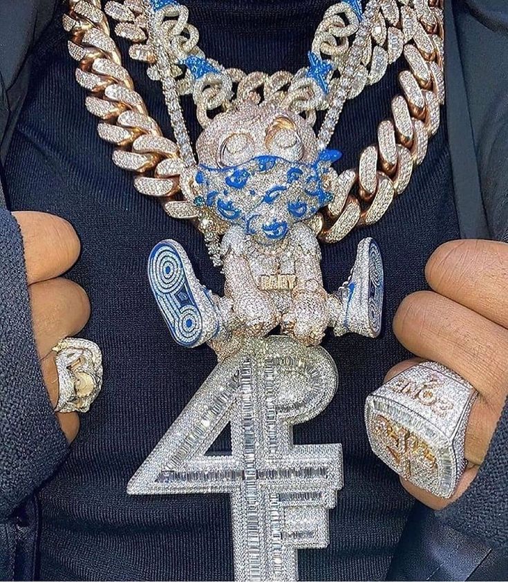 Big Gold Chains, Wealthy Lifestyle Luxury, Punk Boy, Rapper Jewelry, Expensive Jewelry Luxury, Luxe Jewelry, Baby Jewelry, Dope Jewelry, Unusual Jewelry