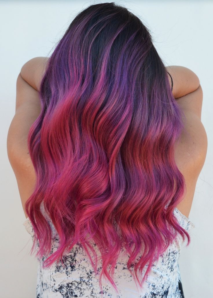 PINK & PURPLE blend Red And Purple Hair Short, Purple And Red Hair, Red And Purple Hair, Rainbow Hair Colour, Pink Hair Tips, Hairstyles Colour Ideas, Purple Hair Short, Purple Hair Color Ombre, Purple Pink Hair