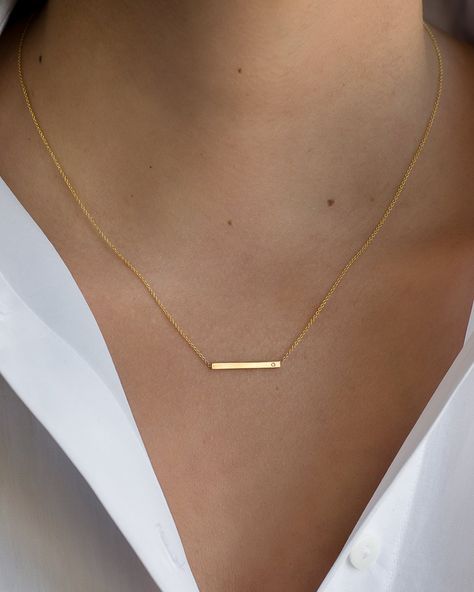 "14K solid gold Bar necklace with a tiny diamond , comes in the gold color of your choice, and length of your choice, dainty and absolutely amazing! The perfect everyday necklace, by itself or layered. made in L.A. Size: Approx. 1\" Diamond: 0.01 ct wt  Ships in 5 to 7 business days Comes gift ready in our beautiful branded jewelry box." Gold Classy Necklace, Dainty Gold Jewellery, Simple Chains Gold, Everyday Gold Necklace, Everyday Necklace Simple, Minimalist Jewelry Gold, Classy Jewellery, Minimalist Gold Necklace, Minimal Gold Jewelry