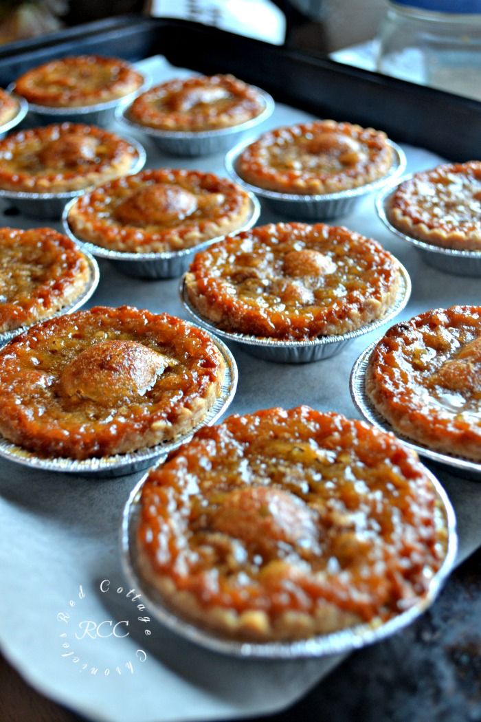 there are many pies in the pan ready to be baked and served on the table