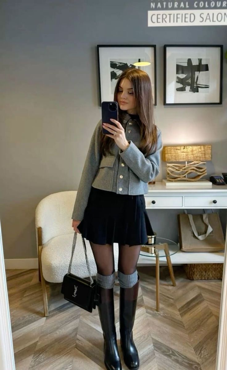 Rok Mini, Rock Outfit, Miniskirt Outfits, Elegante Casual, Cute Fall Outfits, 가을 패션, Autumn Outfit, Looks Style, Lookbook Outfits