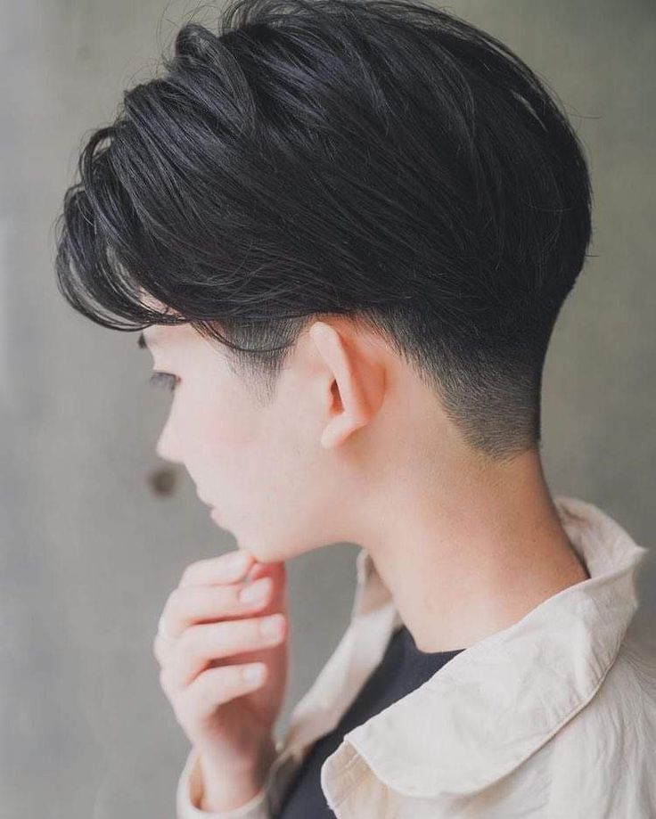 Comma Haircut, Comma Hairstyle, Asian Hair Undercut, Undercut Hairstyle Men, Levi Haircut, Hair Tips For Men, Short Haircut Ideas, Two Block Haircut, Hear Style