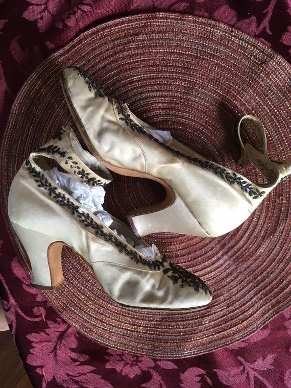 Spectacular Beaded Silk Wedding Shoes | Etsy Vintage High Heel Wedding Shoes, Vintage Wedding Heels With Round Toe, Vintage Round Toe Heels For Wedding, Vintage High Heel Wedding Shoes For Formal Occasions, Vintage High Heel Wedding Shoes For Evening, Vintage Round Toe Wedding Shoes For Party, Vintage Closed Toe Wedding Shoes For Formal Occasion, Vintage Closed Toe Wedding Shoes, Vintage Wedding Shoes With Round Toe