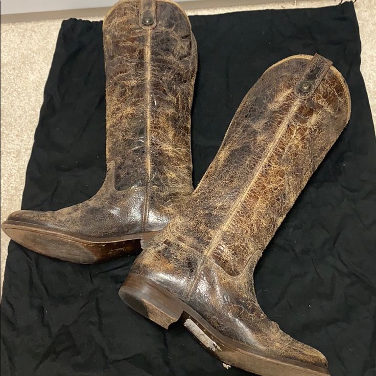 Gorgeous Frye ‘Melissa’ Boots. No Signs Of Wear, But Worn Lightly. Distressed Look With A Bit Of A Sheen. Beautiful In Person. Pm Me For More Details. Size 6 And True To Size. If You’ve Never Owned Frye Boots, Just Know That They Last Forever! Great Investment! Comes With Dust Bag, But No Box! Frye Melissa Boots, Frye Shoes, Frye Boots, Chocolate Color, Shoes Heels Boots, Riding Boots, Heeled Boots, Shoes Women Heels, Dust Bag