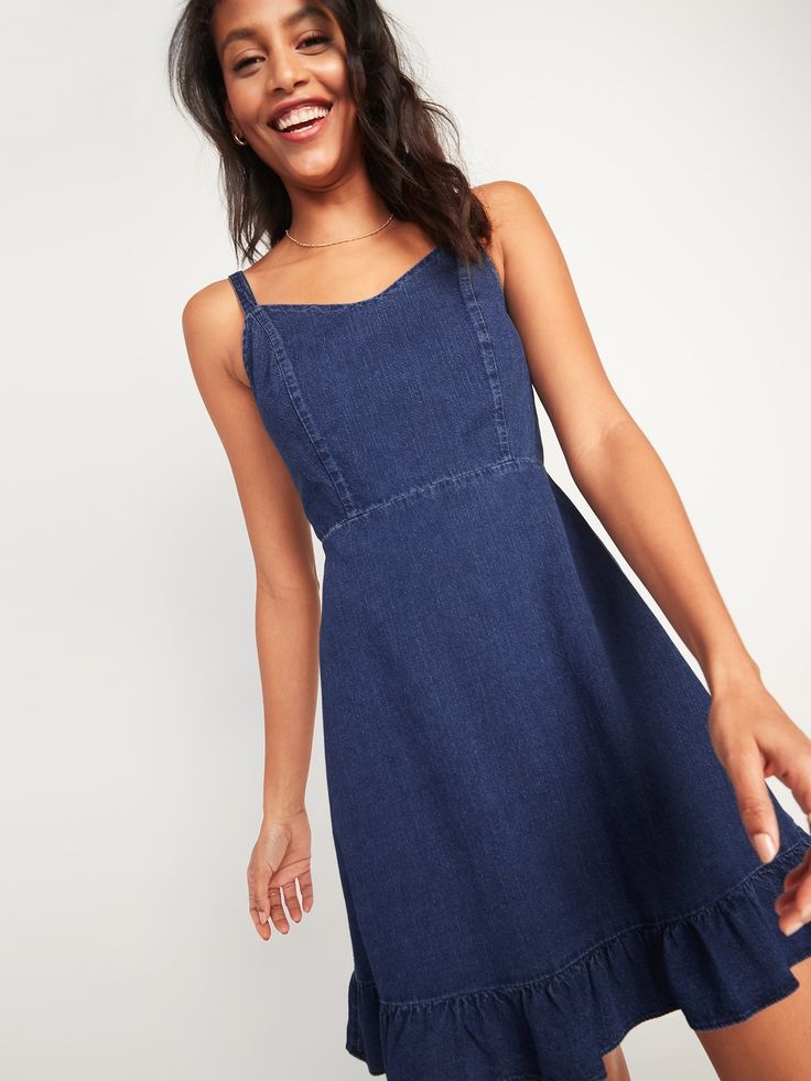 Jeans Dresses For Women, Denim Ruffle Dress, Denim Dress Summer, Navy Floral Dress, Jean Dress, Va Va Voom, Summer Fashion Dresses, Super Cute Dresses, Chambray Dress