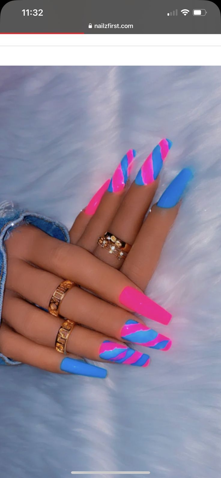 Hot Pink And Blue Nails, Pink And Blue Nails, Neon Blue Nails, Hoco Nails, Hot Pink Nails, Color Nails, Blue Birthday, Birthday Nails, Neon Blue