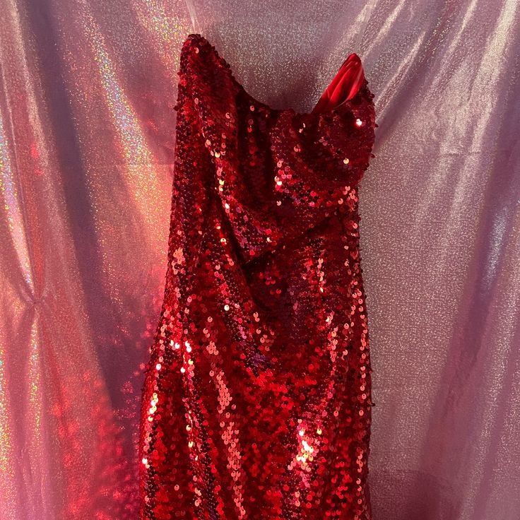 Brand New, Never Worn, From The Brand Mew Mews, Rubbery Material Around Top To Keep Up, Bow Drapes To Ground Festive Red Mini Dress With Sequins, Keep Up, Sequin Dress, Lady In Red, Colorful Dresses, Sequin, Mini Dress, Brand New, Womens Dresses