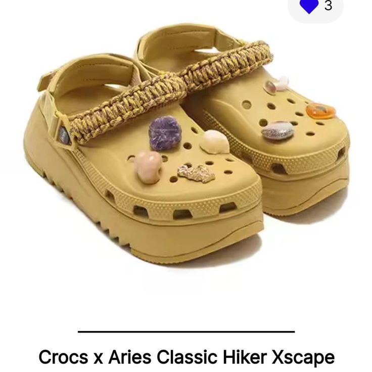 Brand New Discontinued , Crocs Hiker Xscape Series Earthy Sneakers, Streetwear Crocs, Croc Aesthetic, Croc Jibbitz Ideas, Women Crocs, Red Crocs, Styling Crocs, Crocs Fashion, Black Slip On Shoes