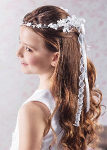 Get inspired and pick any of these first communion hairstyles! You can choose any kind of hairstyle be it formal or casual. Click here to find out more! First Communion Hairstyles, Short Hair For Kids, Communion Hairstyles, Tiara Hairstyles, First Communion Dresses, Punk Hair, Communion Dresses, Beautiful Memories, Halloween Hair