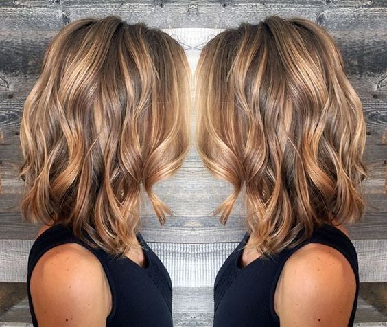 Bronze Blonde, Brown Hair With Highlights And Lowlights, Light Brown Balayage, Balayage Lob, Light Brunette, Wavy Lob, Brunette Balayage, Penteado Cabelo Curto, Brown Hair With Highlights