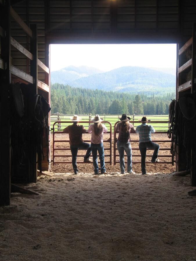 Ranch In Montana, Ranches Living, Montana Ranch, Ranch Farm, Rodeo Life, Guest Ranch, Western Life, Dude Ranch, Country Lifestyle