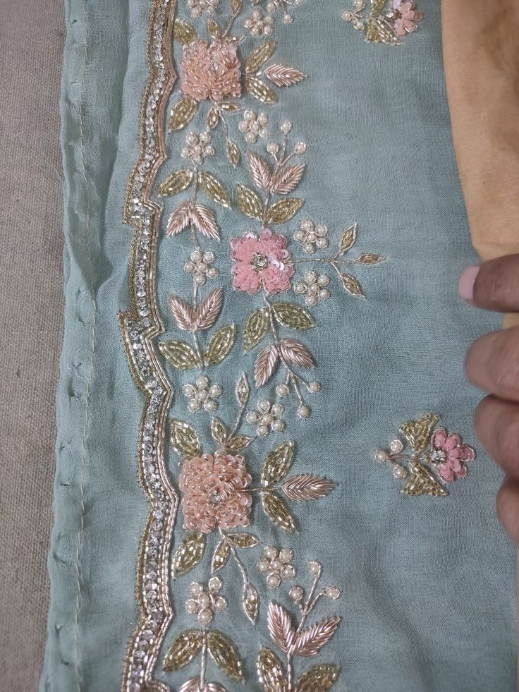 Jari Work Suit Design, Pestal Colour Sarees, Handwork Saree Designs, Heavy Embroidery Suits Design, Butti Work Embroidery, Simple Hand Embroidery Designs, Simple Hand Embroidery, Embroidery Fashion Detail, Hand Work Design