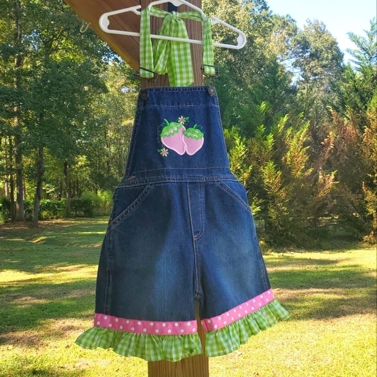 Bizi Bodi Size 5 New! Denim Overall Ruffle Shorts Denim Overall Shorts With Green Gingham And Pink Polka Dot Ruffles Strawberry Embroidered On Bib No Poshmark Account? No Problem! Create An Account Today & Use My Code, Poshingpeach For $10 Off Your First Purchase! Effective Immediately When You Sign Up! Hf11* Strawberry Shortcake Costume, Old Navy Overalls, Overalls Boys, Denim Overall Shorts, Carhartt Overalls, Cotton Overalls, Kids Overalls, Denim Overalls Shorts, Girls Overalls