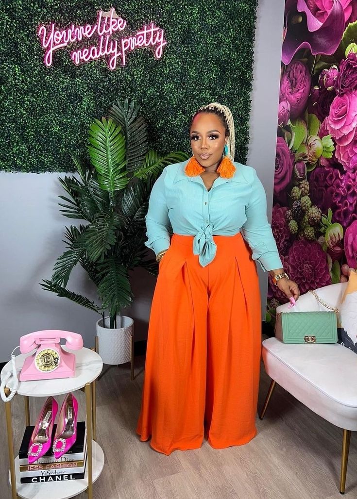 Outfits For Podcast, Neon Orange Outfit Ideas, Colorblock Outfits, Orange Wardrobe, Stylish Business Outfits, Bright Outfit, Plus Size Fashion Ideas, Brunch Outfits, Color Blocking Outfits