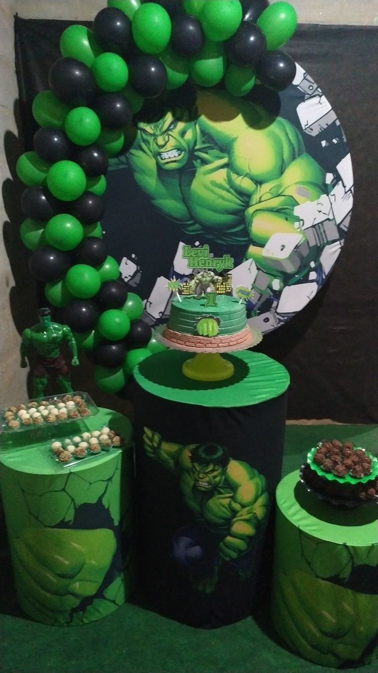 a hulk birthday party with green and black decorations