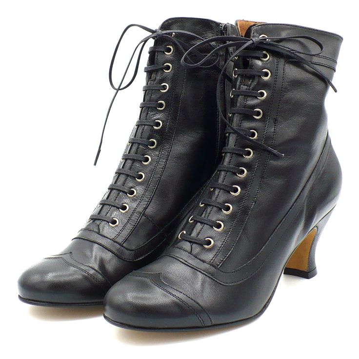 Mid-ankle lace up boot, features faux laces and a side zip for easy entry. All leather construction with a new improved genuine leather out-sole Whole and half Witchy Shoes, Steampunk Mode, Medieval Shoes, Underground Film, Cheap Ankle Boots, Victorian Shoes, Victorian Boots, Button Boots, Boots Plus Size