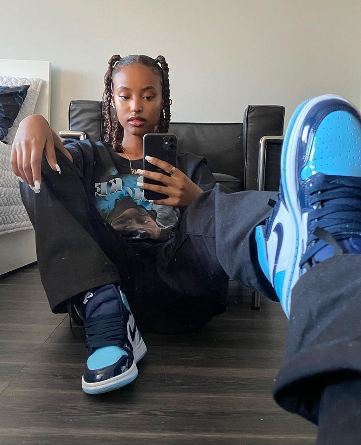 Jordan 1 Blue Chill Outfit Women, Blue Jordans Outfit, Air Jordan Outfit Women, Jordan 1 Blue Chill, Jordan Outfits Womens, Jordan Outfit Women, Everday Style, Jordan 1 Outfit, Blue Chill