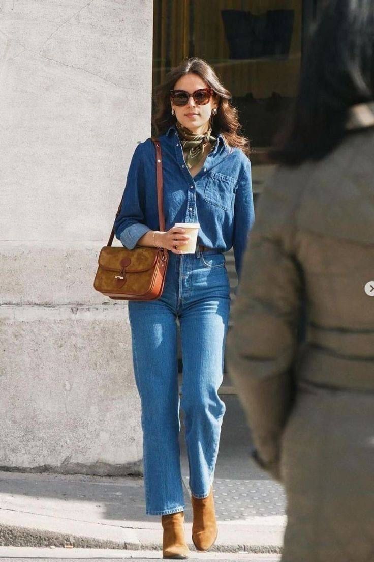 Denim Shirt Outfit Fall, Denim Shirt Outfit Ideas, Denim Shirt Outfits, Denim Shirt Outfit Women, London Spring Outfit, Autumn Shirt Outfit, Adidas Gazelle Outfit, Shirt Outfit Ideas, Denim Shirt Outfit