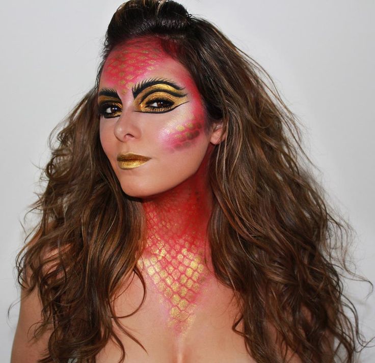 Dragon  Let's play with fire!  31 Days of Halloween  Makeup, hair and model: Ingrid M. Rivera IG:ingrid_makeup Dragon Makeup, Shrek Costume, Fantasy Make-up, Dragon Halloween, Dragon Costume, Dragon Girl, Mermaid Makeup, Halloween Costumes Makeup, Fx Makeup