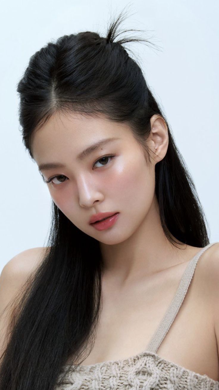 Effortless No Makeup Look, Jennie Blackpink Makeup Look, Jennie Makeup Look, Korean Ladylike Makeup, Jennie Makeup, Jennie Face, Makeup Ala Korea, Makeup Asia, Soft Makeup Looks