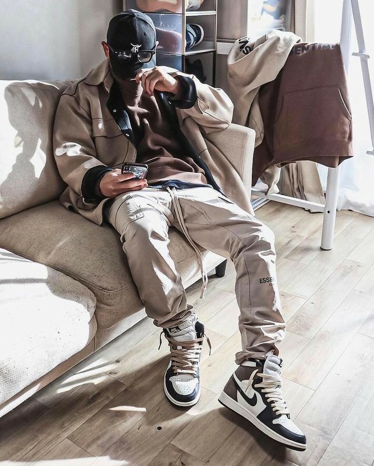 Looks Streetwear, Jordan 1 Outfit, Black Men Fashion Urban, Herren Style, Mini Store, Fashion Outfit Ideas, Trendy Boy Outfits, Black Men Fashion Swag, Black Men Street Fashion