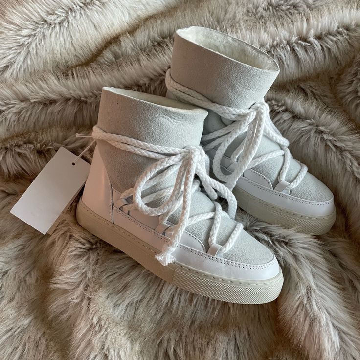 Selling Brand New Inuiki Winter Sneakers, This Is A Size 37. Selling Because You’re Supposed To Size Up In These, If You’re A Size 6 These Will Fit You Perfectly Inuikii Boots White, White High-top Sneakers With Laces For Winter, White High-top Sneakers For Winter, Cozy Wishlist, Inuikii Boots Outfit, Winter Shoes 2024, Inuikii Boots, Scandinavian Shoes, Wishlist 2024