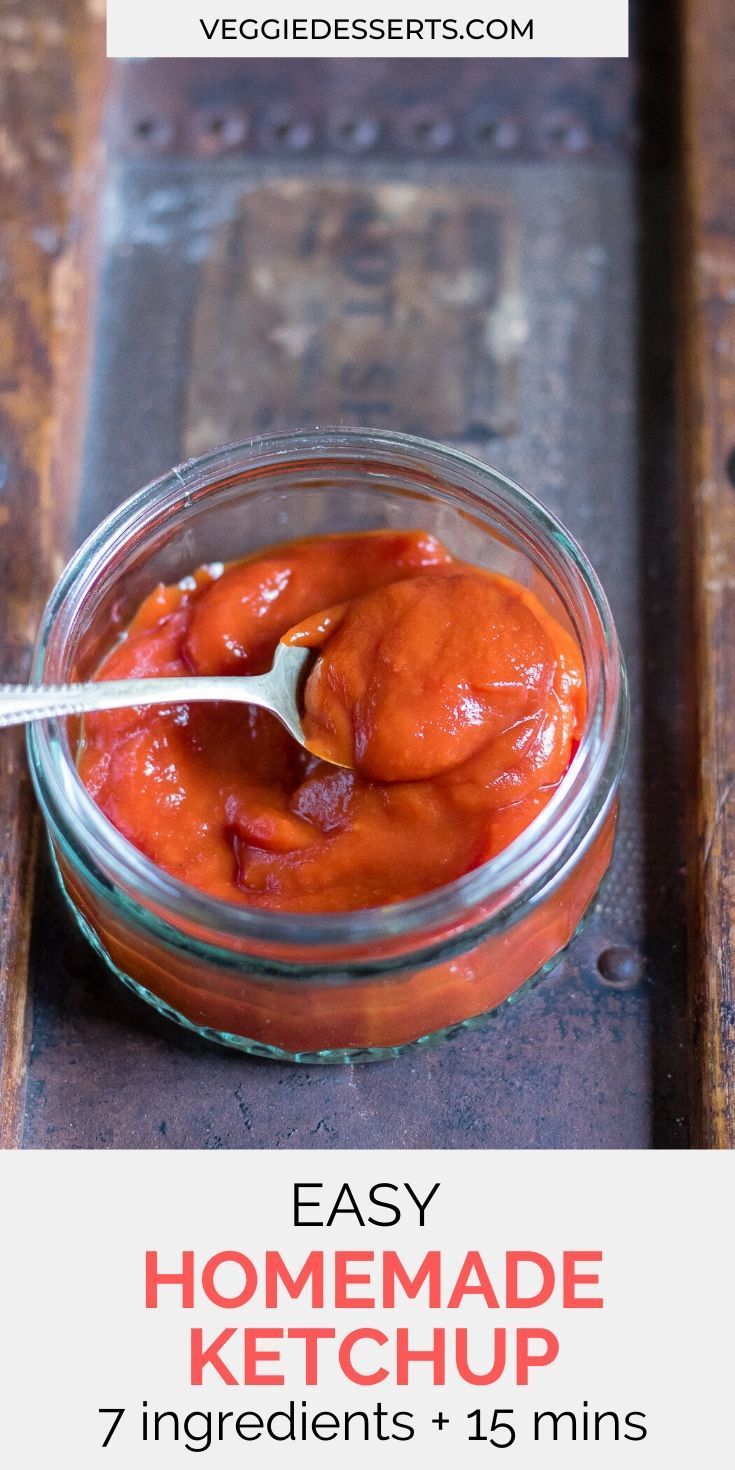 an easy homemade ketchup recipe in a glass jar