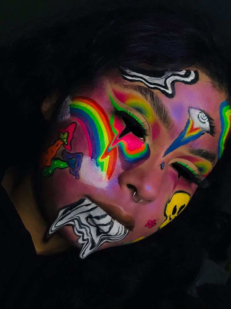 Trippy Halloween Makeup, Trippy Makeup Looks, Graffiti Makeup, Trippy Makeup, Safe Kids, Clown Mask, Mask Painting, Male Makeup, School Makeup