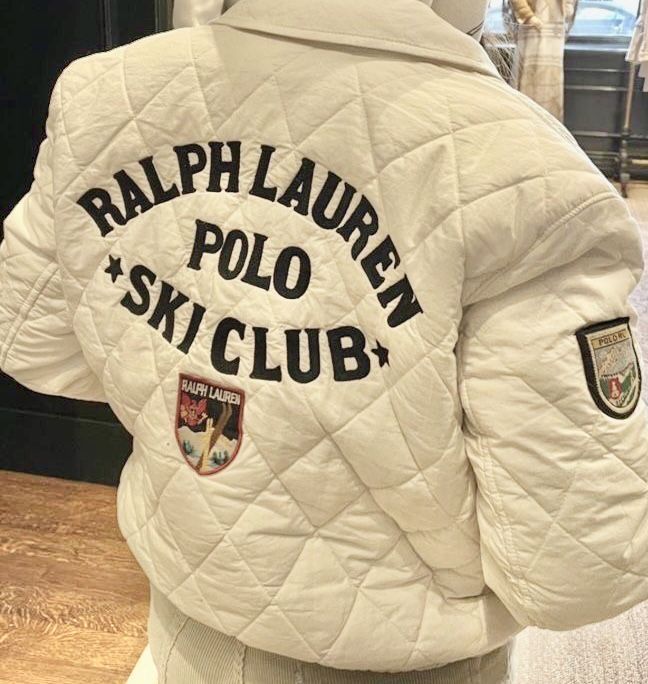 Ralph Lauren | ski | winter jackets | winter aesthetic | old money aesthetic Polo Ralph Lauren Jumper, Mode Au Ski, Ralph Lauren Aesthetic, Ski Aesthetic, Club Attire, Polo Lauren, Ski Jumper, Ralph Lauren Jumper, Ski Club