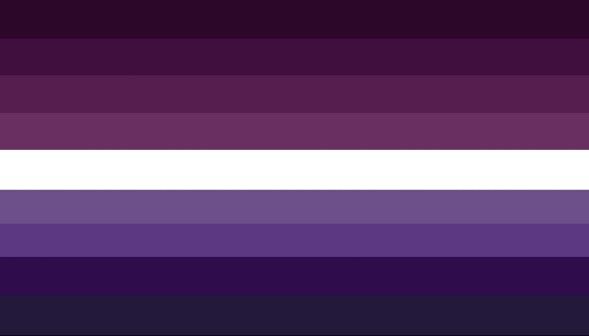 purple and white stripes are arranged in the same color scheme