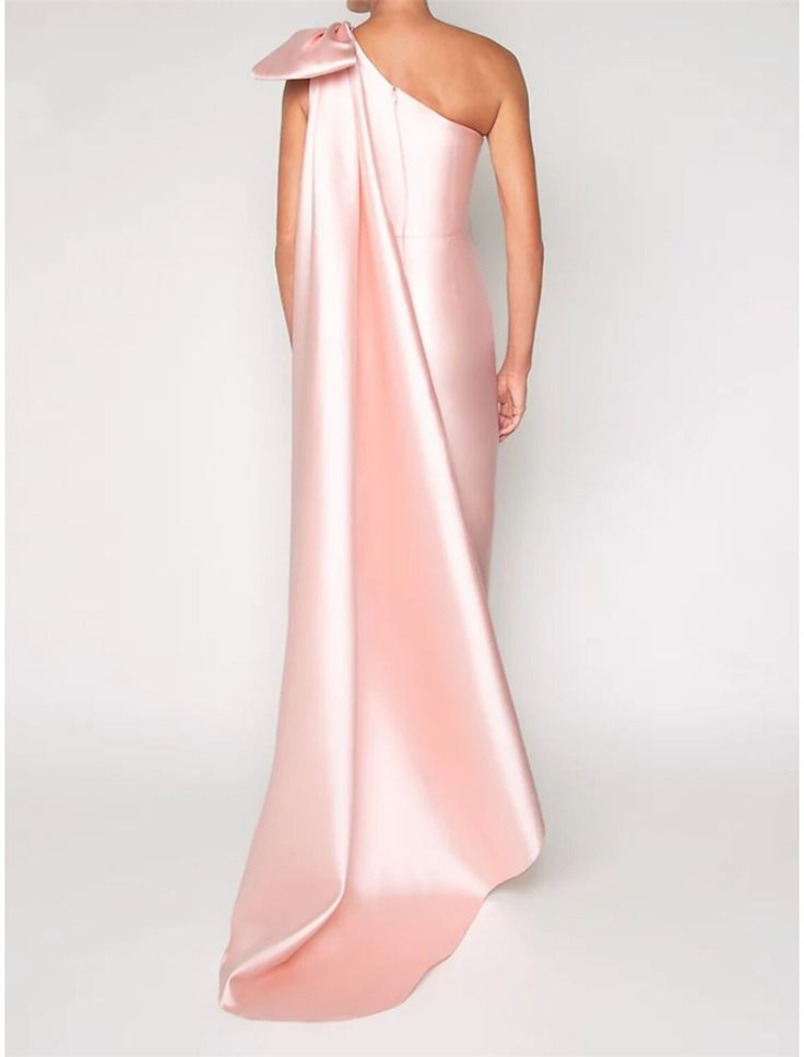 Sheath / Column Satin Evening Gown Elegant Christmas Red Green Dress Dress Formal Sweep / Brush Train Sleeveless One Shoulder with Shouder Flower 2024 Red Green Dress, Pageant Evening Gowns, Gown With Cape, Gown Elegant, Satin Evening Gown, Pink Evening Dress, Column Skirt, Evening Gowns Elegant, Column Gown