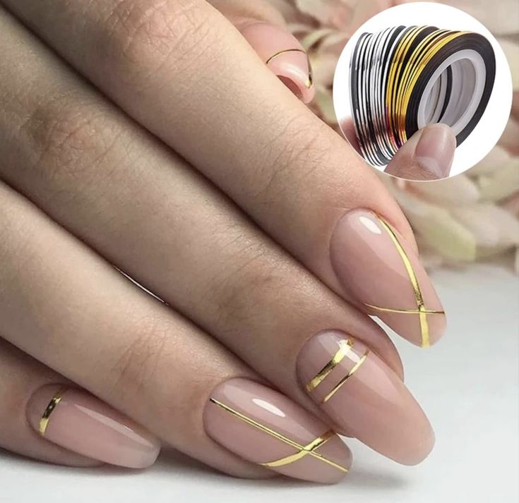 Tape Nail Designs, Striped Nail Art, Line Nail Designs, Tape Nail Art, Emerald Nails, Line Nail Art, Matte Nail Art, Silver Nail Art, Nail Art Stripes