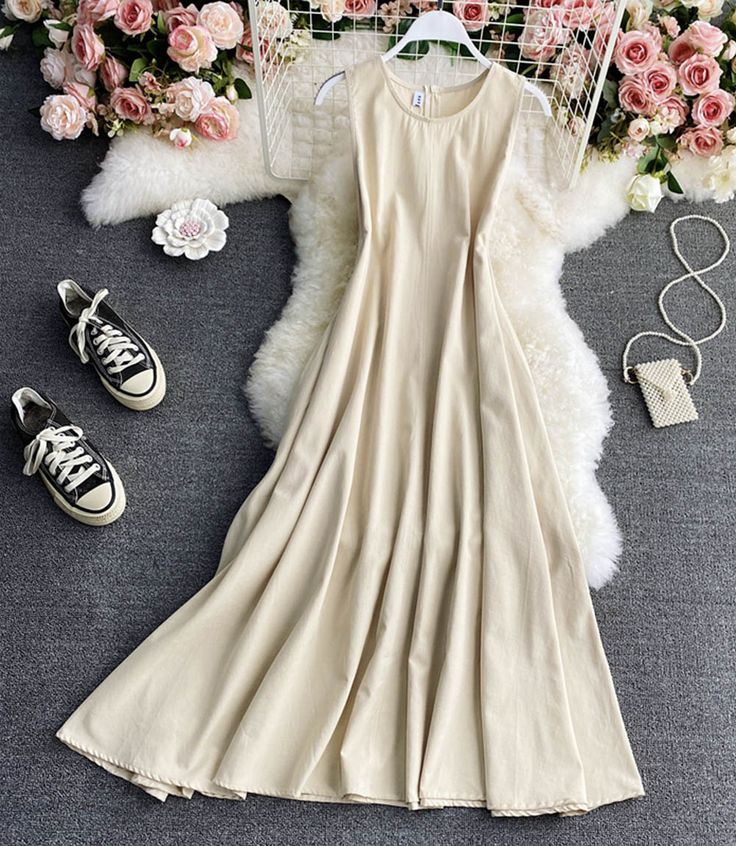 Simple A line round neck dress fashion dress Fabric: blended Color: black, white, apricot, orange Size(cm): S, M, L S length 114 bust 94-98 M length 115 bust 98-102 L length 116 bust 102-106 For more pictures of the dress, please contact us, thank you. Apricot Orange, Round Neck Dress, Round Neck Dresses, Dress Fashion, Dress Fabric, Apricot, Neck Dress, Wedding Dresses Lace, The Dress