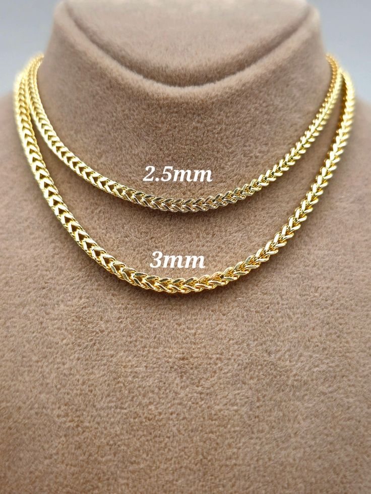 --- Crafted in GUARANTEED HIGH-QUALITY 14-Karat GOLD -- Pure Gold Material, Not Gold-Filled or Plated --- ** Chain options base on their lengths, thickness and weights: 2.5 millimetres thickness:  16 inches - 2.5mm : 4.70 gr (grams weight) 18 inches - 2.5mm : 5.20 gr  20 inches - 2.5mm : 5.77 gr  22 inches - 2.5mm : 6.30 gr  24 inches - 2.5mm : 6.87 gr  25.5 inches - 2.5mm : 7.30 gr  3 millimetres thickness:  16 inches - 3mm : 5.72 gr (grams weight) 18 inches - 3mm : 6.44 gr  20 inches - 3mm : 7.16 gr  22 inches - 3mm : 7.87 gr  24 inches - 3mm : 8.60 gr  25.5 inches - 3mm : 9.13 gr  Closer: Lobster claw (Strong & Durable) Chain Style: Square Franco/Foxtail chain, Diamond cut - 14K Gold  Please feel free to message me for any custom sizing request! * Wear it all day, Everyday. Foxtail link Real Gold Chains, Chain Diamond, Chain For Men, Gold Chains For Men, Precious Jewels, Chains For Men, Real Gold, Gold Material, Chain Styles