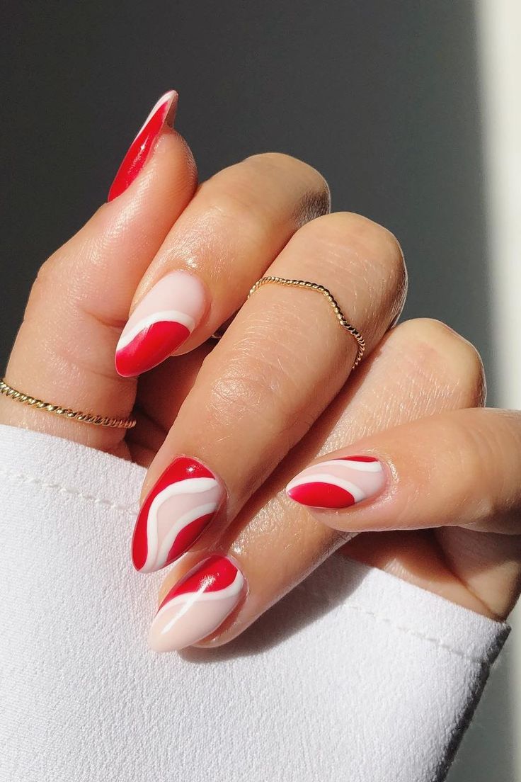 Minimalist Red Nail Designs, White Dress With Red Accessories, Red And White Design Nails, Red And White Summer Nails, Ferrari Inspired Nails, Fun Red Nail Designs, Red And Cream Nails, Red Nails With White Design, Red And White Gel Nails