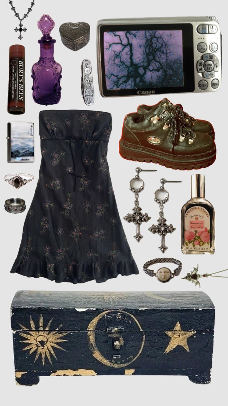 #outfit #whimsigoth #whimsigothic #whimsical #whimsigothoutfit #purple #dress Light Whimsigoth Outfits, Whimsigoth Board, Whimiscal Style, Whimsigoth Aesthetic Outfits, Whimsigoth Summer Outfits, Purple Outfits Aesthetic, Dress Shuffles, Whimsical Outfit Aesthetic, Whimsical Aesthetic Outfit