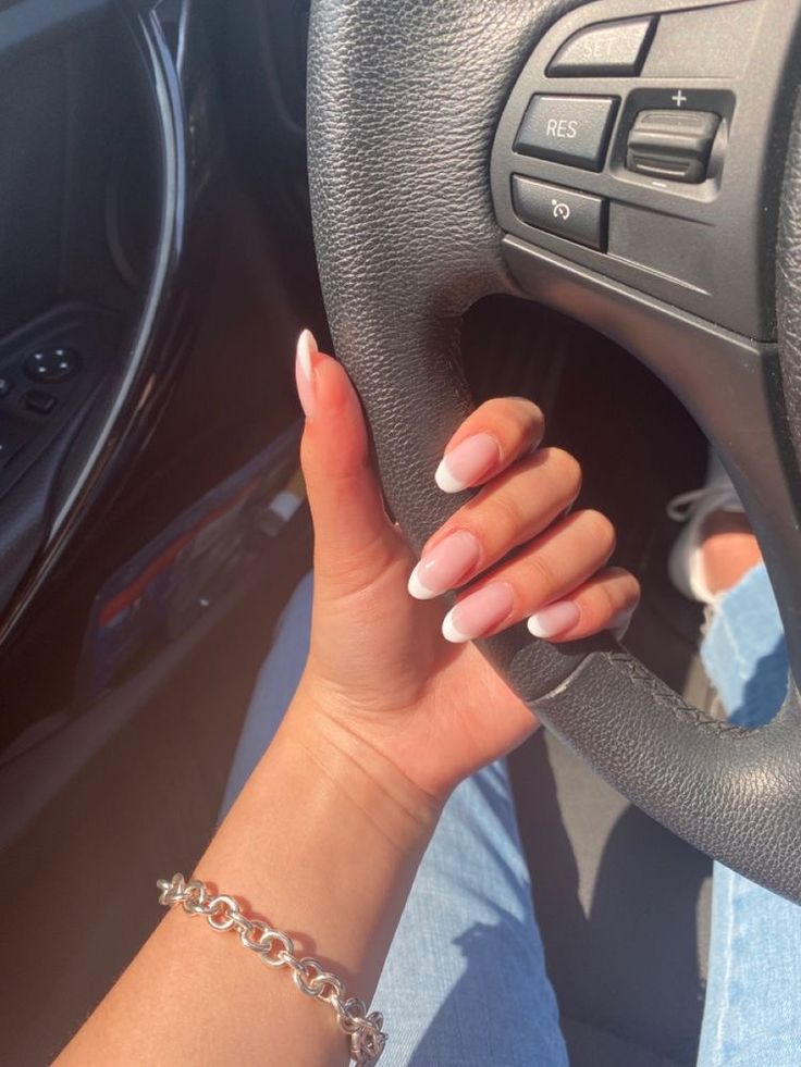 Long Oval French Nails, Oval Shaped Nail Ideas, Dip Oval Nails, French Tip Nail Shapes, French Tips Oval Nails, Square Oval French Tip Nails, French Nails Oval Shape, French Nails Dip, Oval Dip Nails