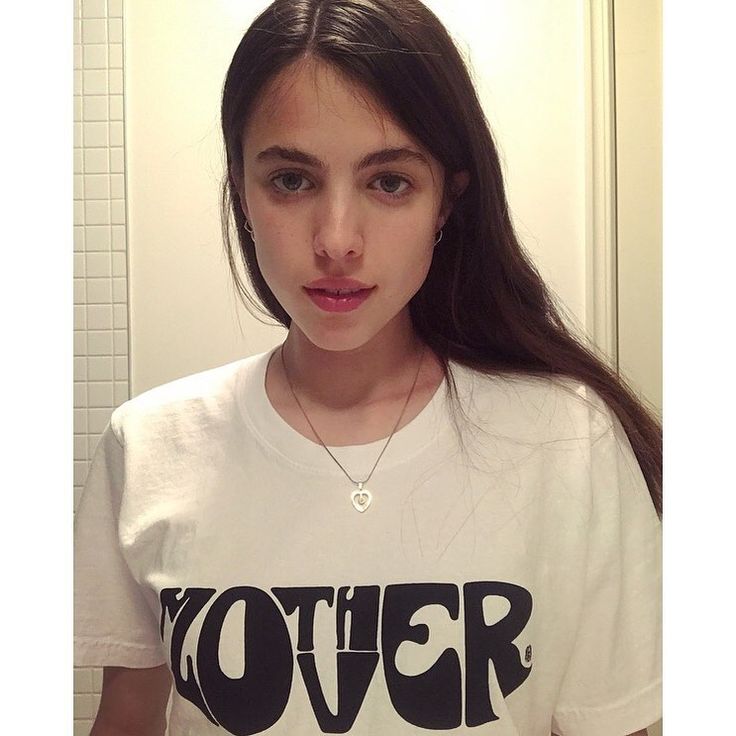 Margaret Qualley on Instagram: “I’m a MOTHER LOVER. Because the US is the only country in the developed world with a rising maternal mortality rate, and because every day…” Maternal Mortality, Jessie Reyez, Margaret Qualley, Gone Girl, New Girlfriend, Brunette Girl, Friends Mom, Interesting Faces, A Mother