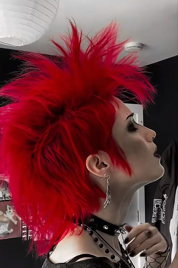 Punk Mohawk Women, Faux Deathhawk, Fluffy Mohawk Punk, Women With Mohawks, Long Deathhawk, Unstyled Mohawk, Emo Mohawk, Mohawks For Women, Curly Deathhawk