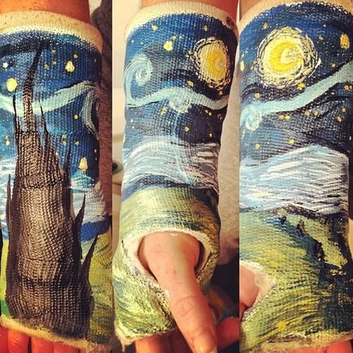 someone has painted their feet with the starry night sky and trees on them,