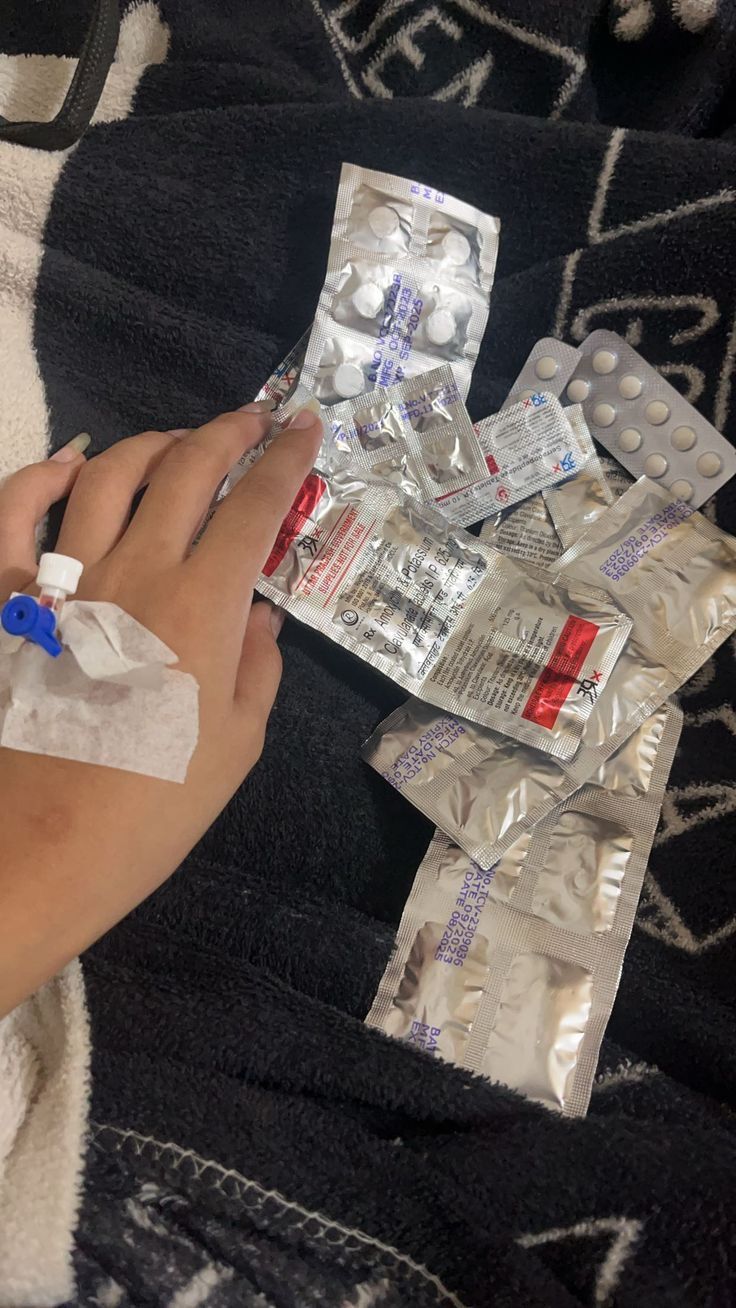 Hospital Food Snap, Angleina Jolie, Period Blood In Toilet, Prank Photos, T1d Tattoo, Tablet Medicine Snap, Cute Display Pictures For Whatsapp, Motor Accident, Hospital Room Snapchat Stories