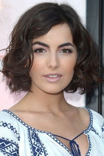 Beautiful Camila Belle, Celebrity Bobs Hairstyles, Celebrity Bobs, Camilla Belle, Corte Bob, Chin Length Hair, Bob Haircut With Bangs, Hair Magazine, Long Bob Hairstyles