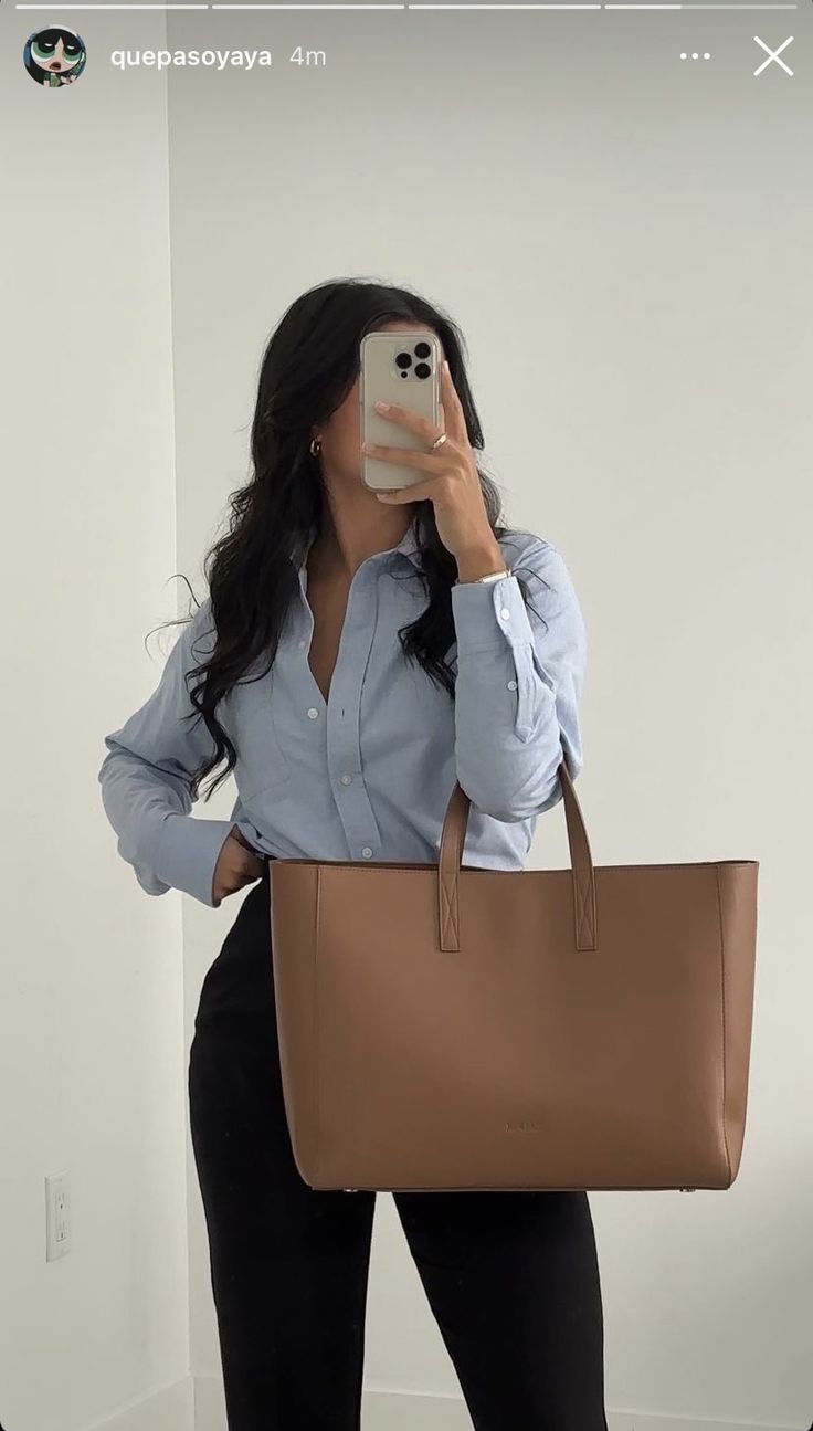 Pants Bag, Cute Professional Outfits, Corporate Baddie, Professional Outfits Women, Business Outfits Women, Stylish Work Attire, Business Casual Outfits For Work, Work Fits, Classy Work Outfits