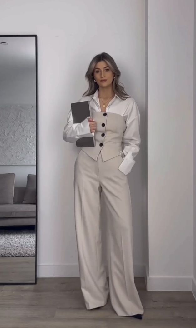 Architect Style Woman Outfit, Corporate Attire Women Office Style, Summer Office Attire Women, Cute Professional Outfits, Corporate Fashion, Professional Outfits Women, Business Outfits Women, Stylish Work Attire, Corporate Outfits