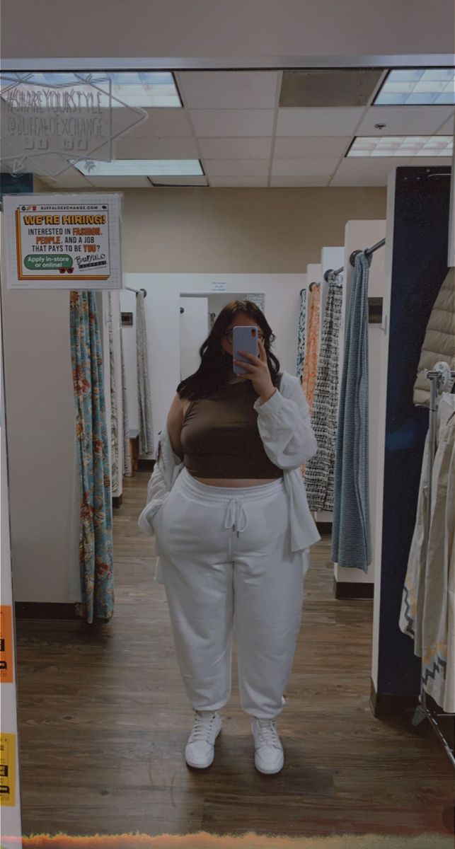 Curvy Body Outfits, Plus Size Comfy Outfits, Cute But Comfy Outfits, Plus Size Gym Outfits, Plus Size Aesthetic Outfits, Chubby Girl Outfits, Chubby Style, Comfy School Outfits, Summer/fall Outfits