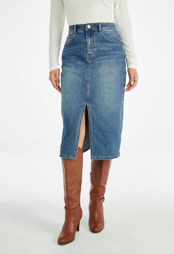 Midi Jean Skirt Outfits Fall, Midi Jean Skirt Outfits, Navy Skirt Outfit, Jean Skirt Outfits Fall, Denim Midi Skirt Outfit, Blue Skirt Outfits, Midi Jean Skirt, Denim Skirt Trend, Jean Skirt Outfits