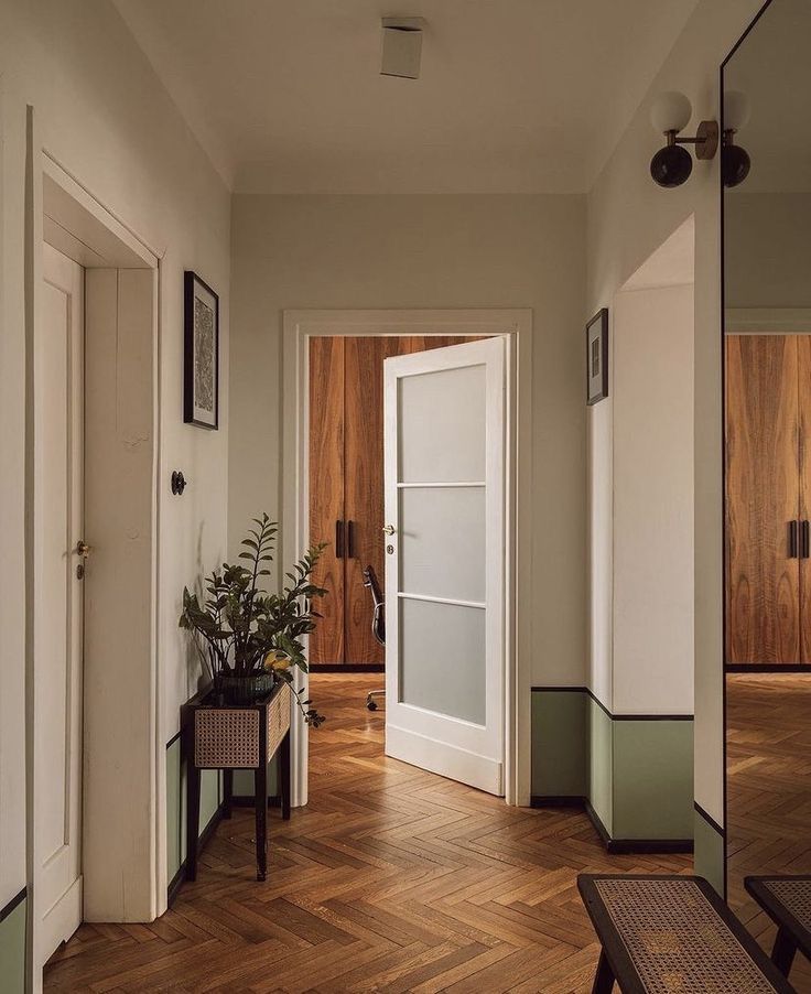 the hallway is clean and ready to be used as a place for people to sit