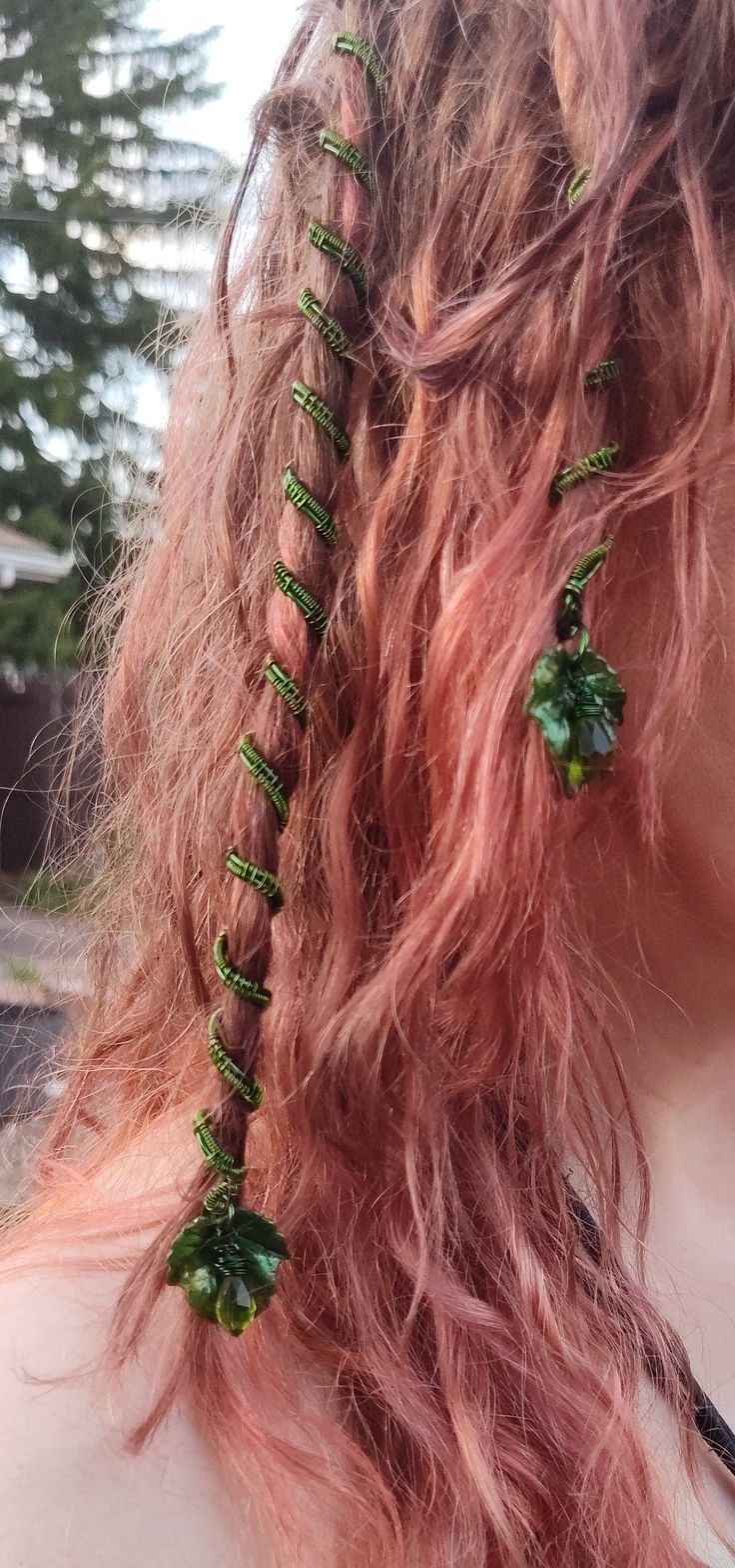 Adorn your hair with these super cute leaf hair twists / dread beads. Each one is wire weaved with green copper plated wire (or any of the wire colors offered) adorned with a hand painted lucite leaf bead and wire wrapped briolette Czech crystal glass bead. Each twist is 5.5 mm wide but can be made larger or smaller just email me I'll be glad to make them for your desired size. All are custom made per order and can be made in silver, gold, copper and green wire as photographed. The length of eac Plant Hair Accessories, Fairycore Hair Accessories, Nature Hair Accessories, Hair Wire Wrap, Plants In Hair, Twist Wedding Hair, Elvish Hair, Fairycore Hair, Elvish Hairstyles